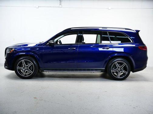 2026 Mercedes-Benz GLS 450 4MATIC