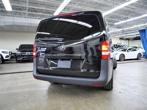 2023 Mercedes-Benz Metris Base