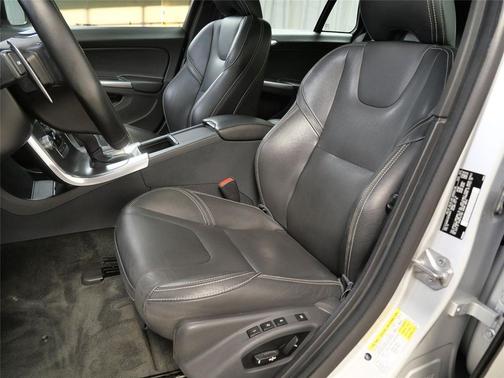 2016 Volvo V60 T5 Drive-E Premier