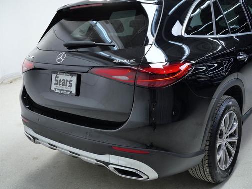 2025 Mercedes-Benz GLC 300 4MATIC