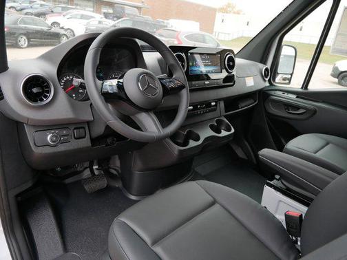 Arctic White 2025 Mercedes-Benz Sprinter 2500 Standard Roof