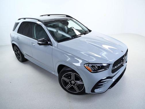 Green 2025 Mercedes-Benz GLE 350 4MATIC