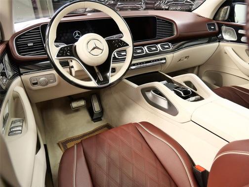 2025 Mercedes-Benz Maybach GLS 600 4MATIC