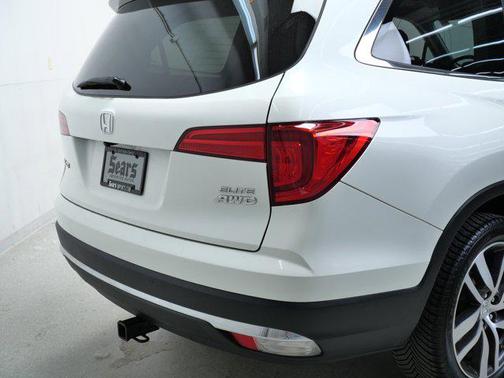 2017 Honda Pilot Elite