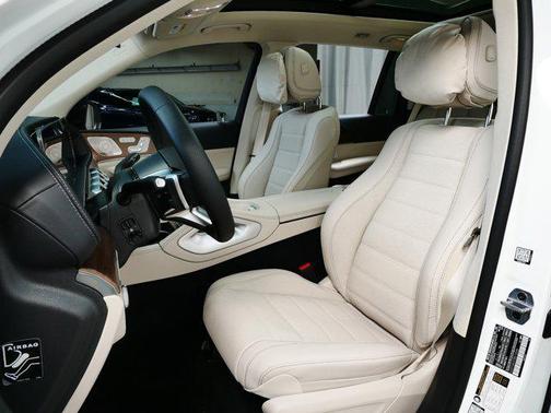 2026 Mercedes-Benz GLS 450 4MATIC