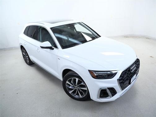 2023 Audi Q5 45 S line Premium Plus
