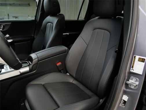 2026 Mercedes-Benz GLB 250 4MATIC