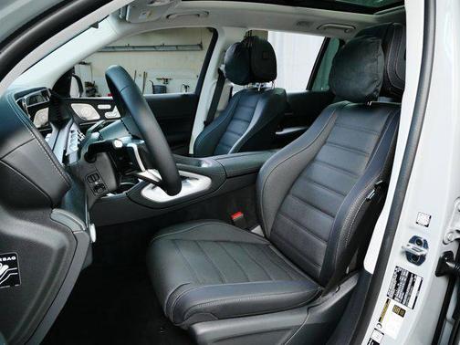 2026 Mercedes-Benz GLS 450 4MATIC