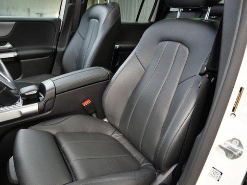 2022 Mercedes-Benz EQB 300 4MATIC