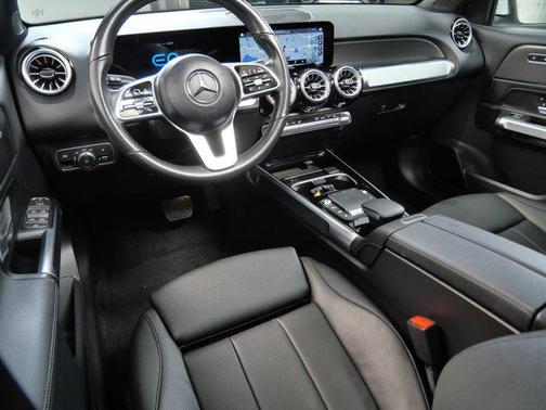 2022 Mercedes-Benz EQB 300 4MATIC