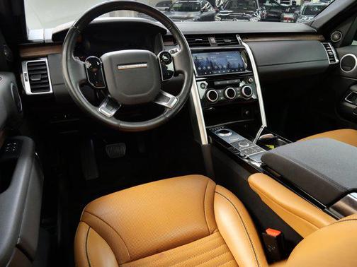 2020 Land Rover Discovery HSE