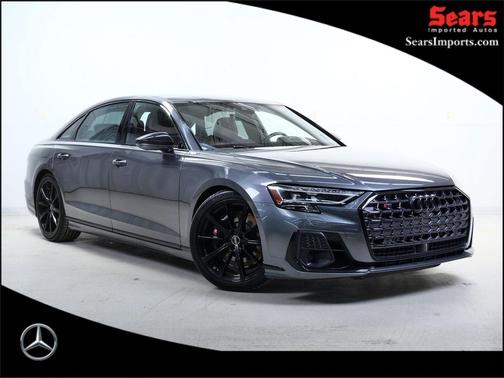 2022 Audi S8 4.0T