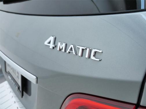 2015 Mercedes-Benz M-Class 4MATIC