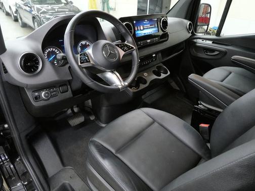 Obsidian Black 2024 Mercedes-Benz Sprinter 2500 High Roof