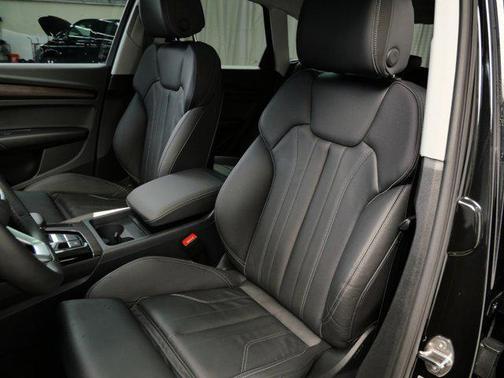 2024 Audi Q5 e 55 S line Premium Plus