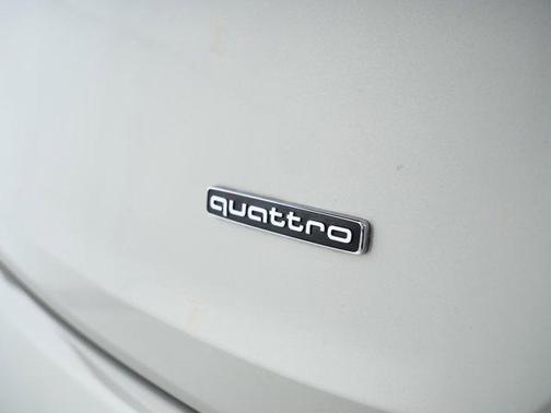 Vicuna Beige Metallic 2023 Audi Q7 45 Premium Plus