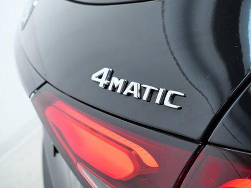 2025 Mercedes-Benz GLC 350e Base