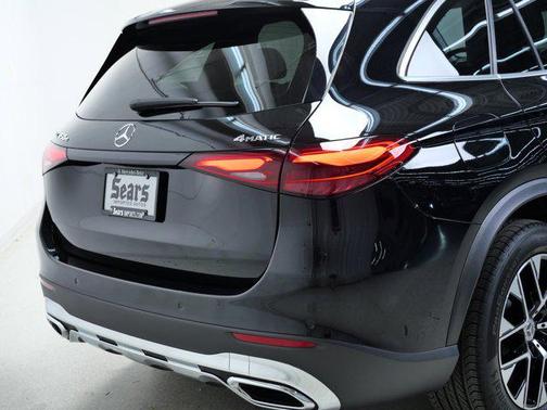 2025 Mercedes-Benz GLC 350e Base