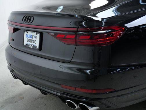 2023 Audi S8 4.0T