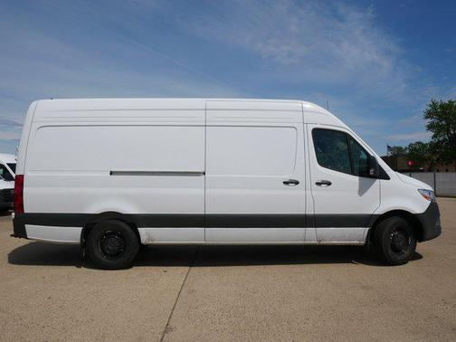 2025 Mercedes-Benz Sprinter 2500 High Roof