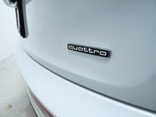 2024 Audi Q5 e 55 S line Premium Plus