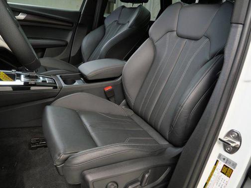 2024 Audi Q5 e 55 S line Premium Plus