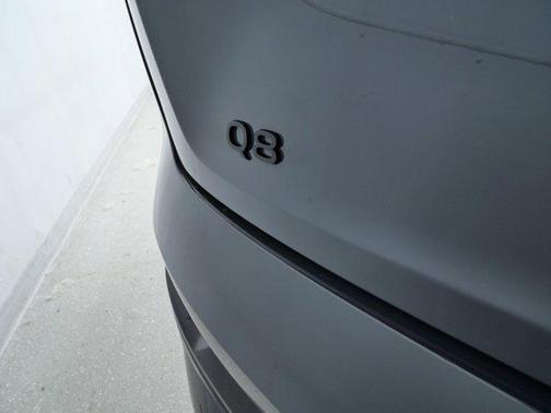 2024 Audi Q8 e-tron Premium Plus