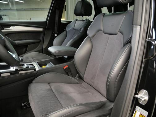 2024 Audi Q5 55 S line Premium Plus