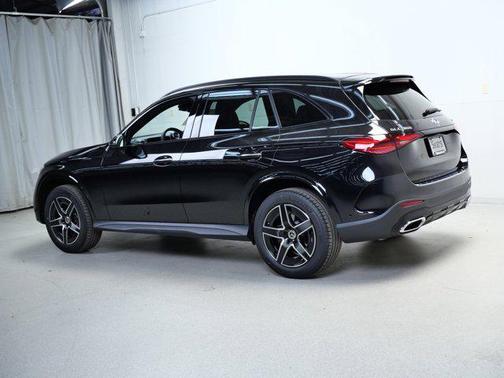 2026 Mercedes-Benz GLC 300 4MATIC