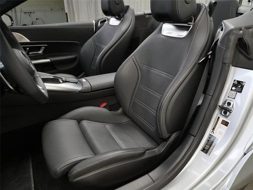 2023 Mercedes-Benz AMG SL 43 Base