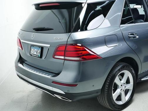Selenite Grey Metallic 2017 Mercedes-Benz GLE 350 4MATIC