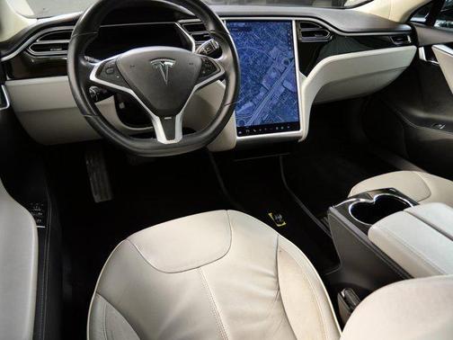 2013 Tesla Model S Base