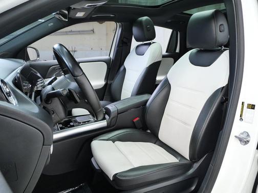 White 2022 Mercedes-Benz GLA 250 4MATIC