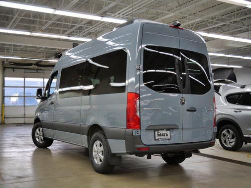 2025 Mercedes-Benz Sprinter 2500 Standard Roof