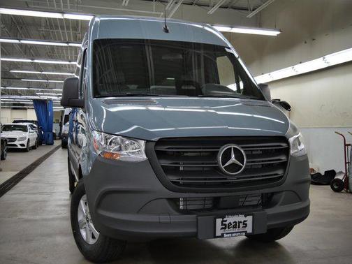 2025 Mercedes-Benz Sprinter 2500 Standard Roof