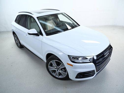 2020 Audi Q5 45 Prestige