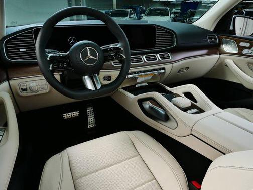 2026 Mercedes-Benz GLS 450 4MATIC