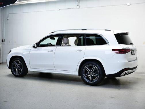 2026 Mercedes-Benz GLS 450 4MATIC