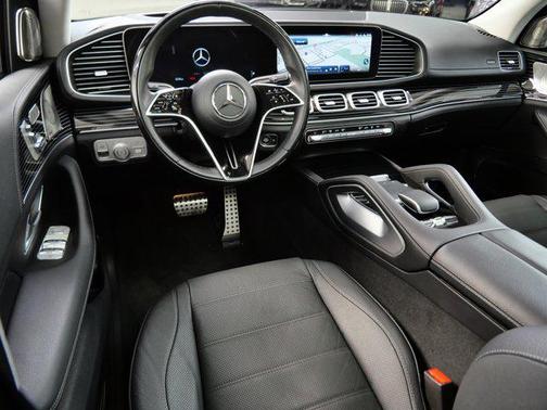 2025 Mercedes-Benz GLS 580 4MATIC