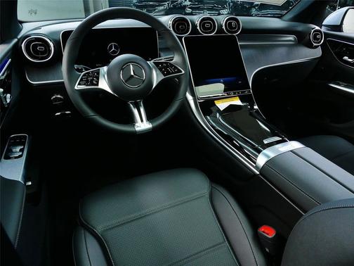 2026 Mercedes-Benz GLC 300 4MATIC