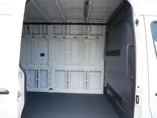 2025 Mercedes-Benz Sprinter 2500 High Roof