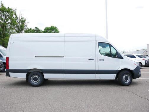 2025 Mercedes-Benz Sprinter 2500 High Roof