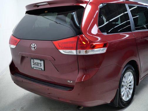 2014 Toyota Sienna XLE