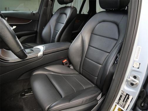 2021 Mercedes-Benz GLC 300 4MATIC