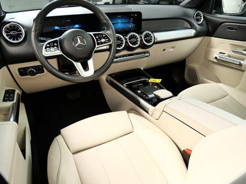 2022 Mercedes-Benz GLB 250 4MATIC