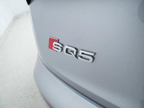 2023 Audi SQ5 3.0T Premium Plus