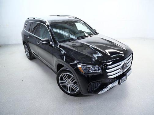 Black 2025 Mercedes-Benz GLS 450 4MATIC