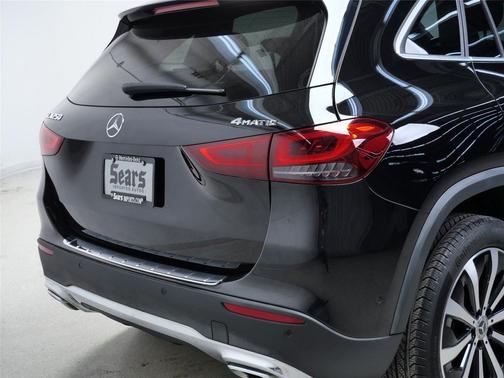 2021 Mercedes-Benz GLA 250 Base 4MATIC