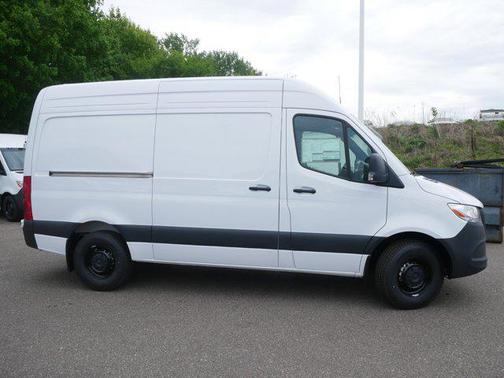 2025 Mercedes-Benz Sprinter 2500 Standard Roof