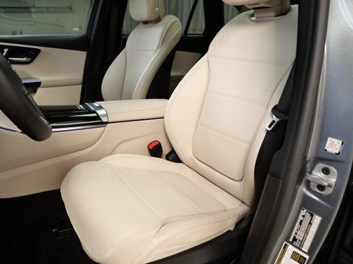 2023 Mercedes-Benz GLC 300 4MATIC